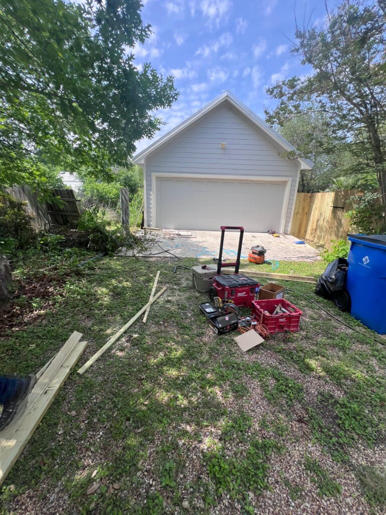 Back yard wood fence and gate replacement in progress, Hutto TX